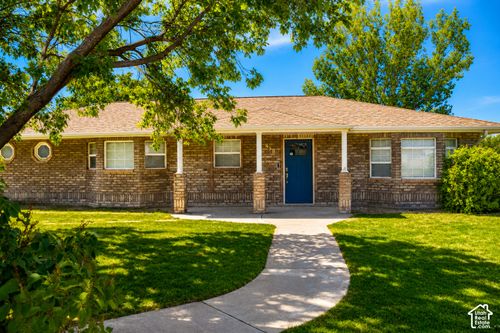 438 Locust Ln, Delta, UT, 84624-8947 | Card Image