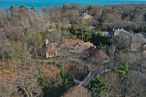 745 E Woodland Rd, Lake Forest, IL, 60045-1450 | Card Image