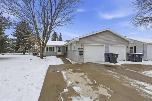 831 S Commercial Street, NEENAH, WI, 54956 | Card Image