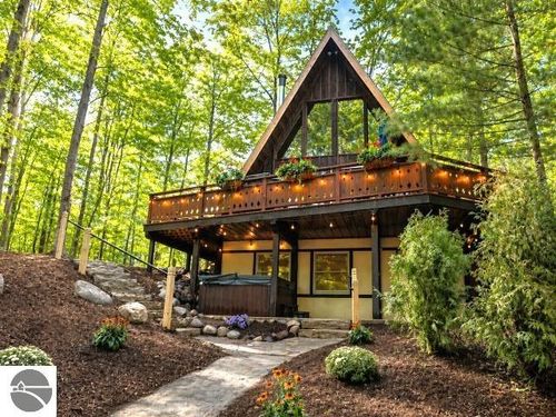 6340 Courchevel Ln, Bellaire, MI, 49615 | Card Image