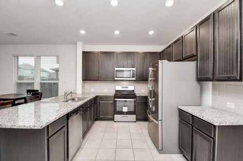 2030 Domeniko Dr, Fresno, TX, 77545-2193 | Card Image