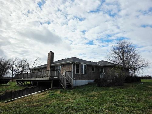 19533 Ks Highway 52, Pleasanton, KS, 66075-9138 | Card Image