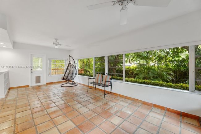 7920 Sw 132 Nd St, House other with 3 bedrooms, 2 bathrooms and null parking in Pinecrest FL | Image 14