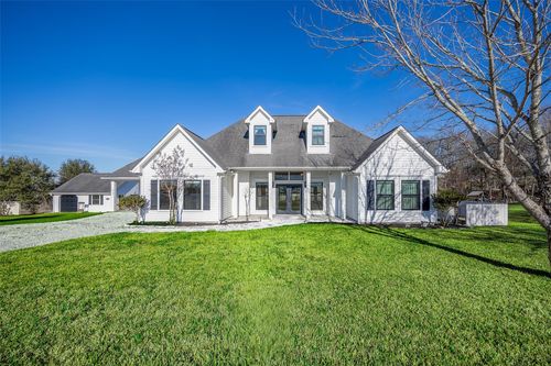 2701 Bluebonnet Blvd, Brenham, TX, 77833-9011 | Card Image