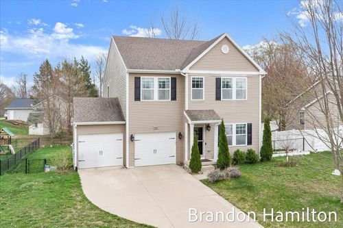 5492 Case Dr, Wyoming, MI, 49418-8801 | Card Image