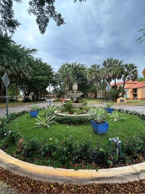 109-10765 Cleary Blvd, Plantation, FL, 33324-6054 | Card Image