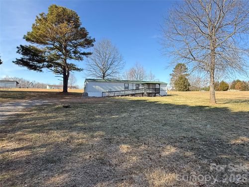 450 Ridgeland Dr, Cleveland, NC, 27013-9405 | Card Image