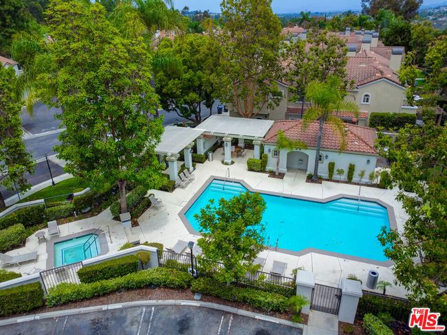 8 - 8 Sagunto, Townhouse with 3 bedrooms, 3 bathrooms and 2 parking in Aliso Viejo CA | Image 19