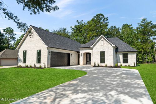 2 Chinaberry Circle, Carriere, MS, 39426 | Card Image