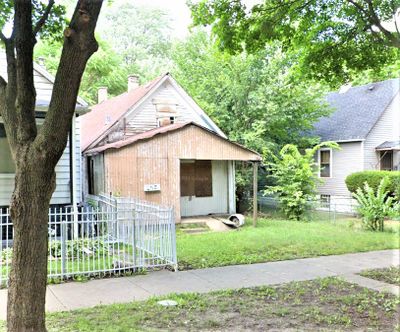 242 W 117 Th Street, House other with 2 bedrooms, 3 bathrooms and null parking in Chicago IL | Image 1