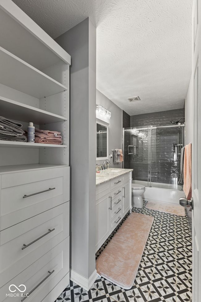 1792 Salina Dr, House other with 4 bedrooms, 3 bathrooms and null parking in Avon IN | Image 35
