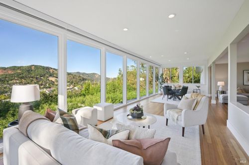 183 Reservoir Rd, San Rafael, CA, 94901-3640 | Card Image