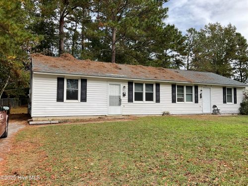 510 Elm St, Jacksonville, NC, 28540-4902 | Card Image