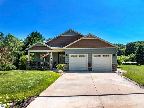 9366 E Summerfield Dr, Traverse City, MI, 49684-7538 | Card Image