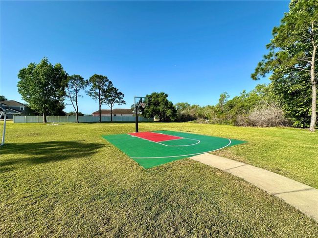9244 Pecky Cypress Way, House other with 5 bedrooms, 4 bathrooms and null parking in ORLANDO FL | Image 38