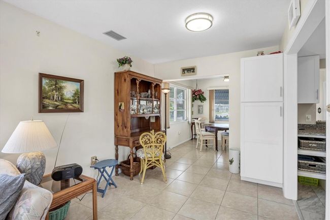 1060 - 1060 Cockrill St, House other with 2 bedrooms, 2 bathrooms and null parking in VENICE FL | Image 8
