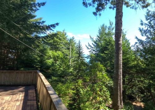 427 Collingwood Rd, Gibsons, BC, V0N1G2 | Card Image