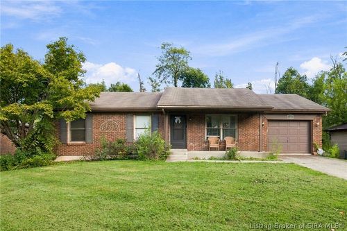 116 Glenmill Rd, New Albany, IN, 47150-4305 | Card Image