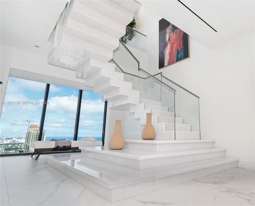 45014601-17141 Collins Ave, Sunny Isles Beach, FL, 33160-4290 | Card Image