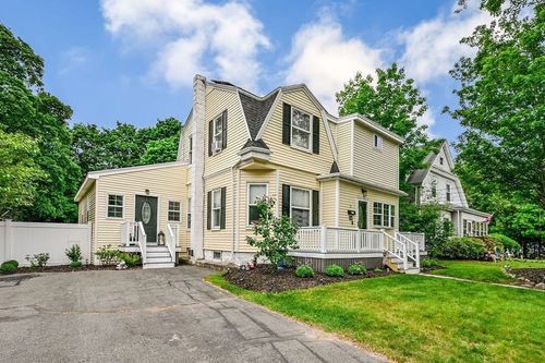 31 Emery St, Holbrook, MA, 02343-2043 | Card Image