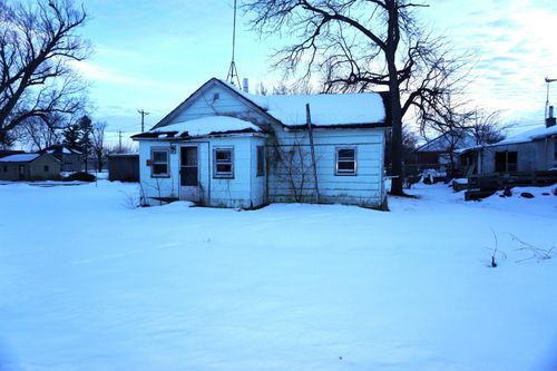 206 Perry St, Union, IA, 50258-7765 | Card Image