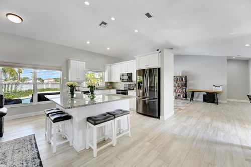 3833 Cypress Lake Dr, Lake Worth, FL, 33467-2207 | Card Image