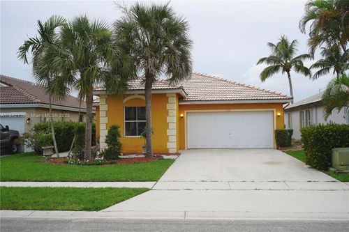 2268 Nw 208th Way, Pembroke Pines, FL, 33029-2323 | Card Image