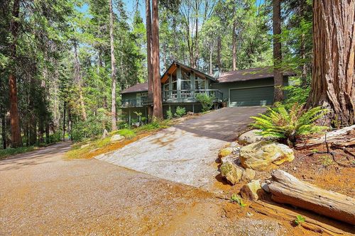 12593 Red Dog Rd, Nevada City, CA, 95959-9512 | Card Image