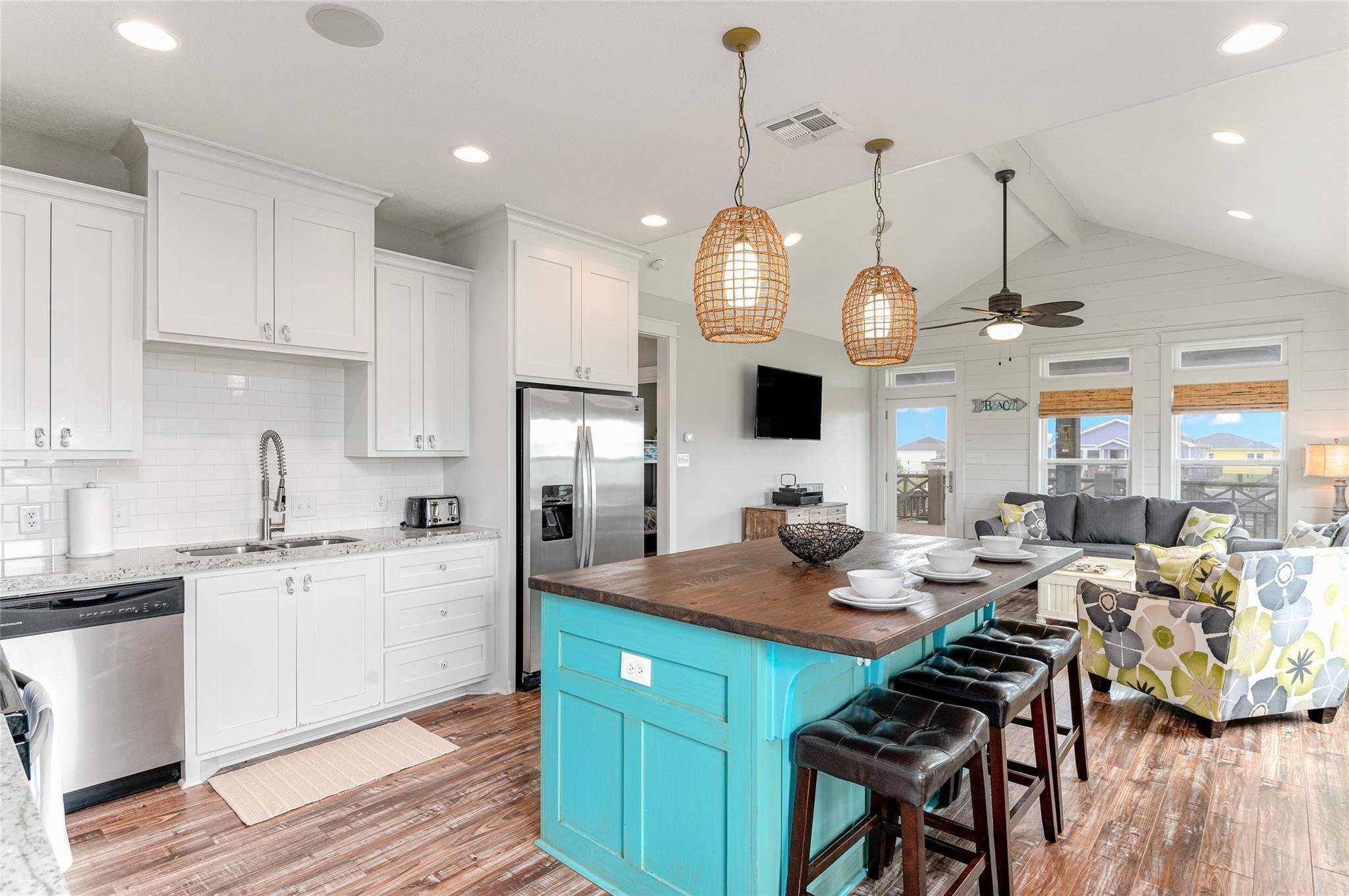 Residential in Crystal Beach 2