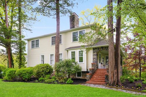 225 Rockingstone Ave, Larchmont, NY, 10538-1516 | Card Image