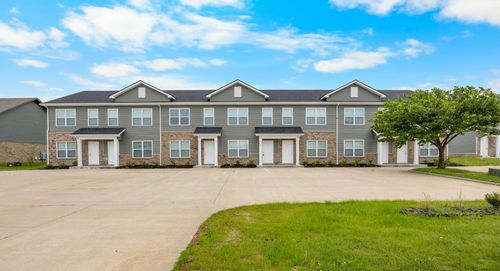 b-2209 Eldos Trace Cir, Clarksville, TN, 37042-1472 | Card Image