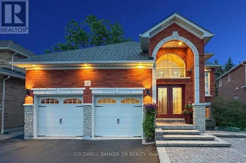17 Mac Carl Crescent, Whitby (Rolling Acres), ON, L1R2T7 | Card Image
