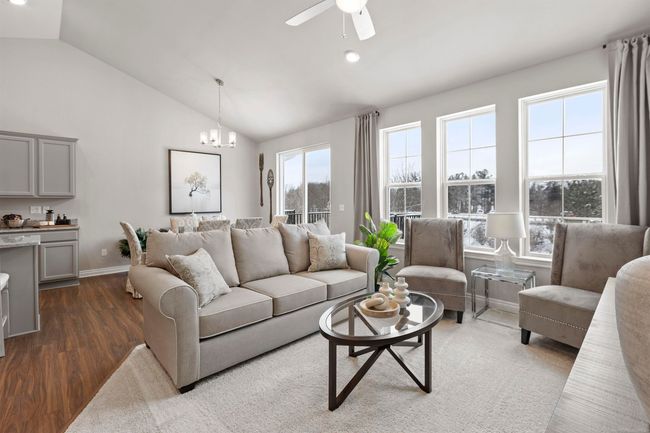 Great Room | Image 13