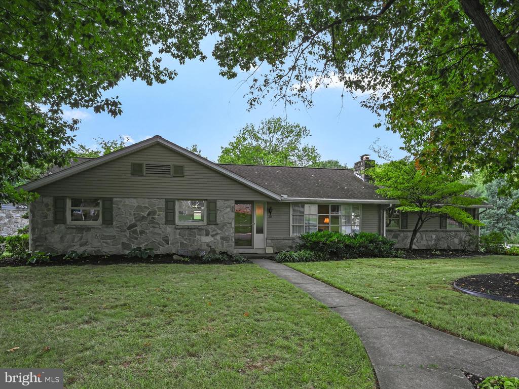 Keeler Ave, Stevens, PA 17578