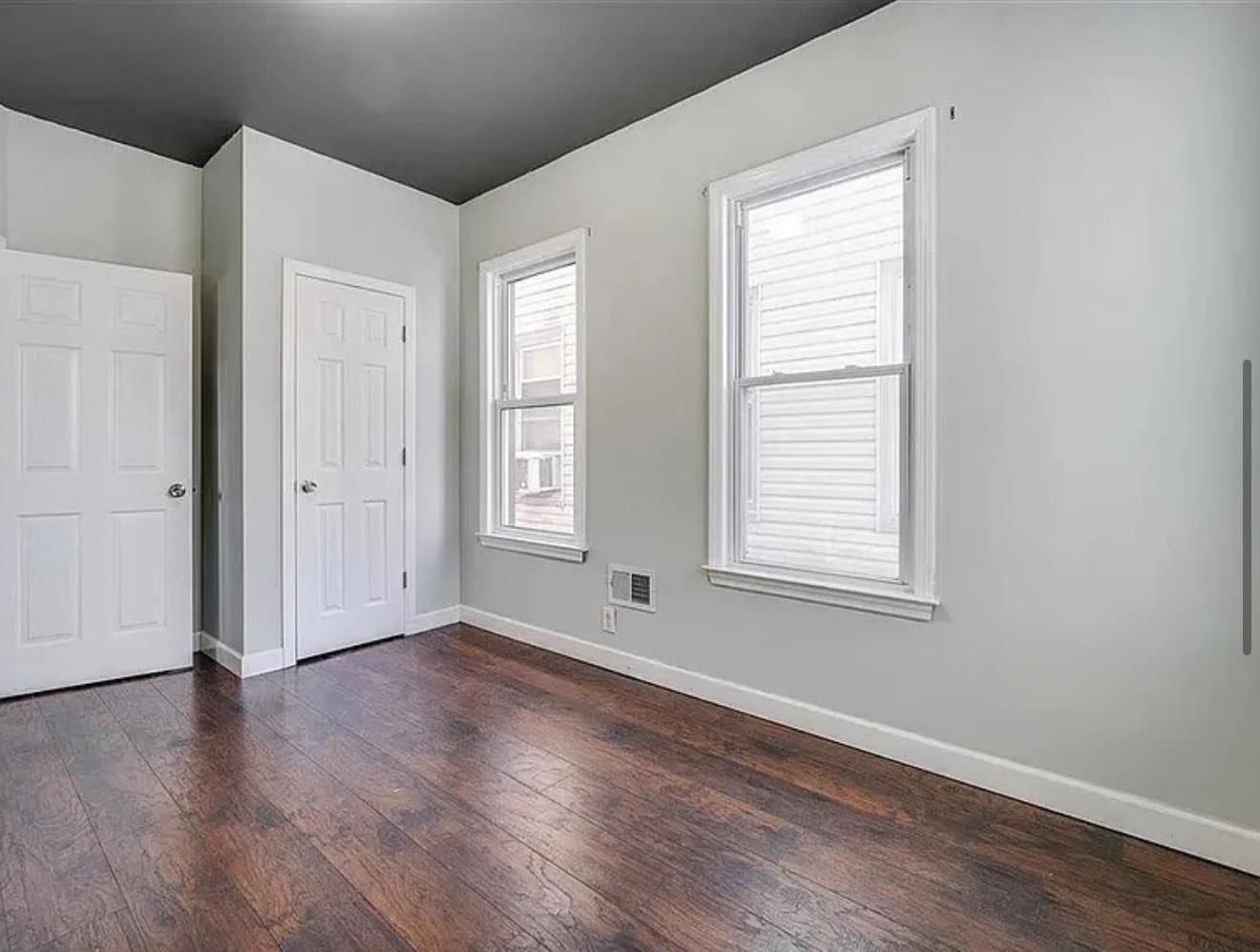Residential Lease in JC, Greenville 4