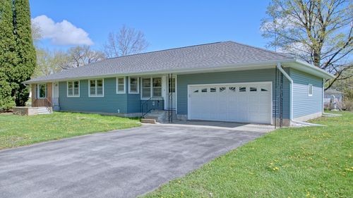 124 Cedar St Se, Mazeppa, MN, 55956-3130 | Card Image