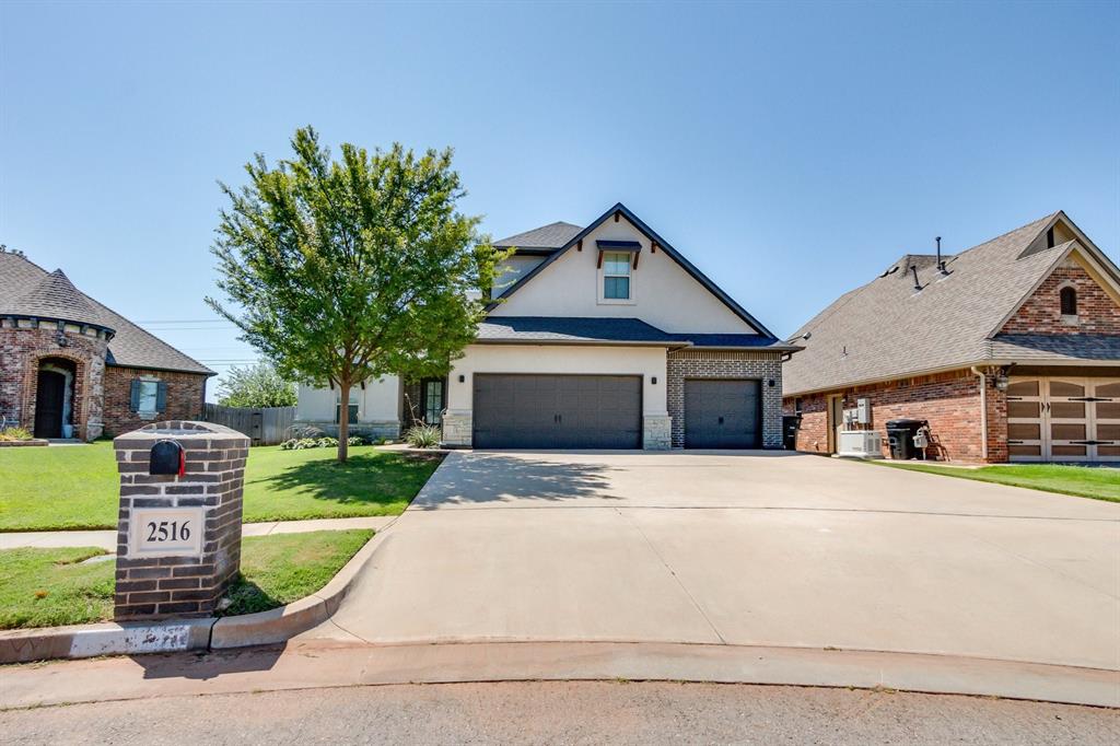 13th St, Moore, OK 73160