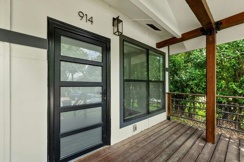 914 E 50th St, Austin, TX, 78751-2704 | Card Image