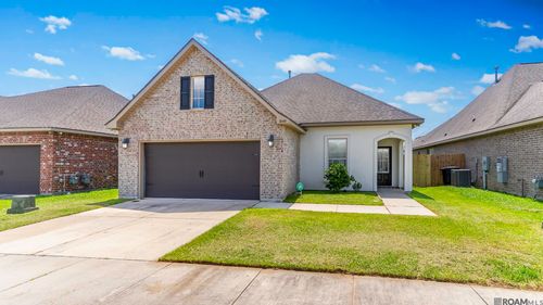 1045 Gentle Wind Dr, Baton Rouge, LA, 70820-2916 | Card Image