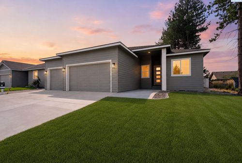 10159 W 16th Pl, Kennewick, WA, 99338-2543 | Card Image