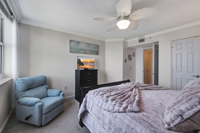 APT-1404 - 5049 N Highway A1a, Condo with 3 bedrooms, 2 bathrooms and null parking in Hutchinson Island FL | Image 40