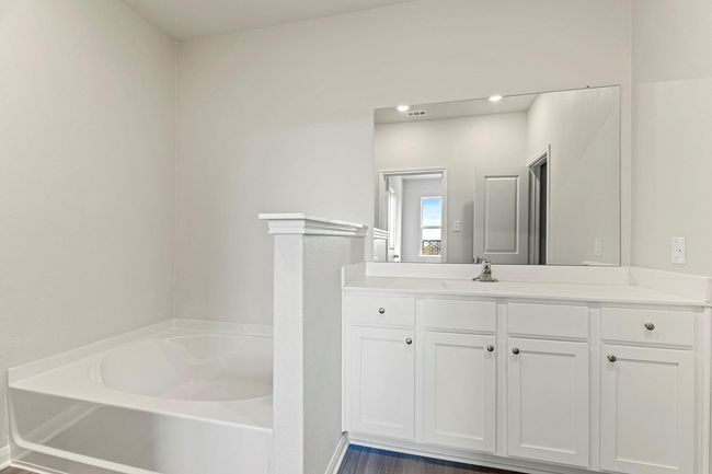 8830 Ice Quartz Dr, House other with 4 bedrooms, 3 bathrooms and 2 parking in Iowa Colony TX | Image 13