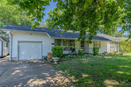 709 N D Ave, Cleveland, OK, 74020-1215 | Card Image