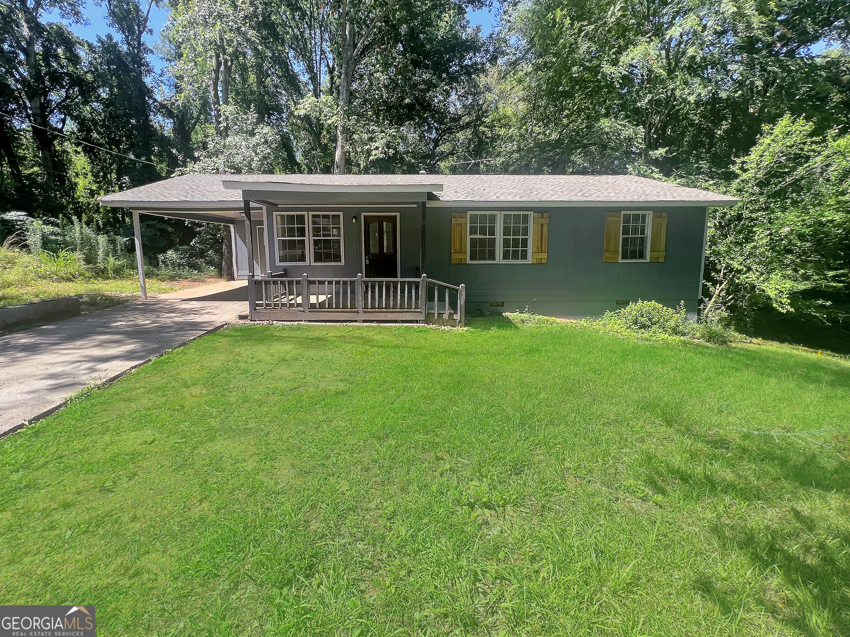 Brookwood Dr, Forsyth, GA 31029