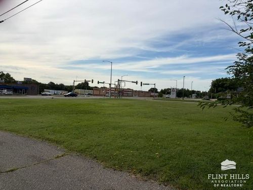 116 S Washington Street, Junction City, KS, 66441 | Card Image