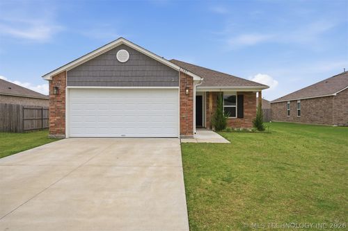 27807 E 114th Pl S, Coweta, OK, 74429-6693 | Card Image