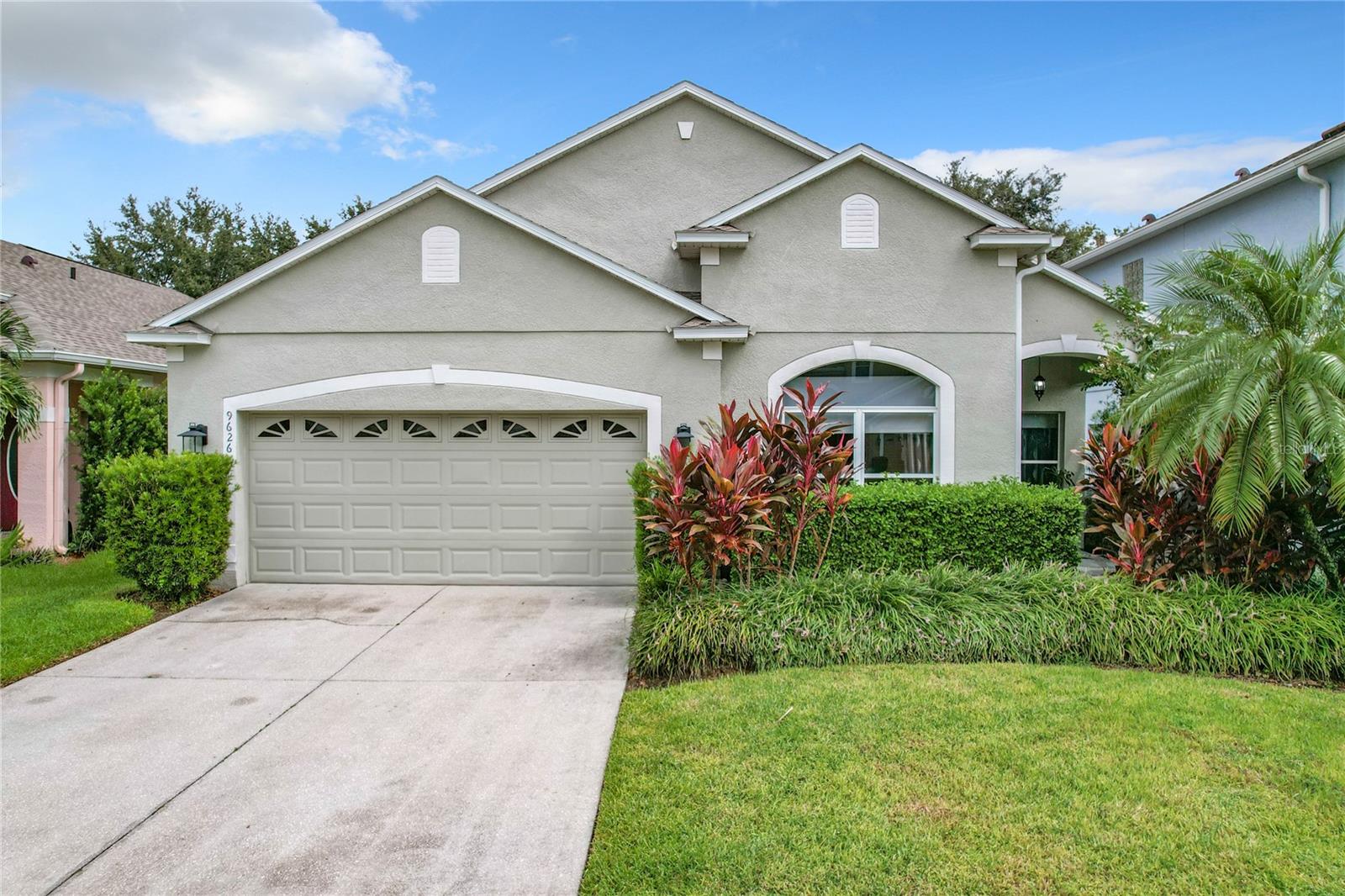 Heron Pointe Dr, Orlando, FL 32832