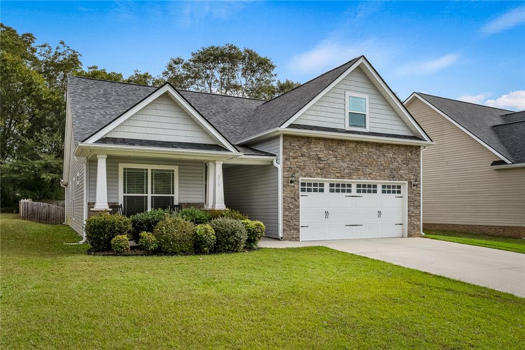 Streams Way, Anderson, SC 29625