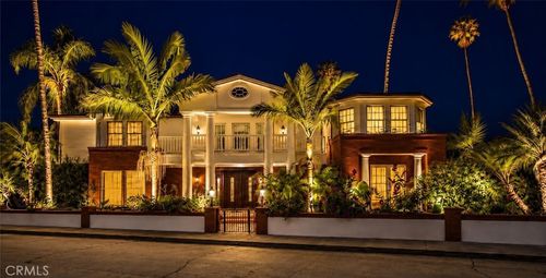 93 Giralda Walk, Long Beach, CA, 90803-4124 | Card Image