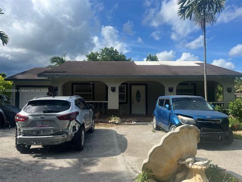 19755 Sw 190th St, Miami, FL, 33187-1819 | Card Image
